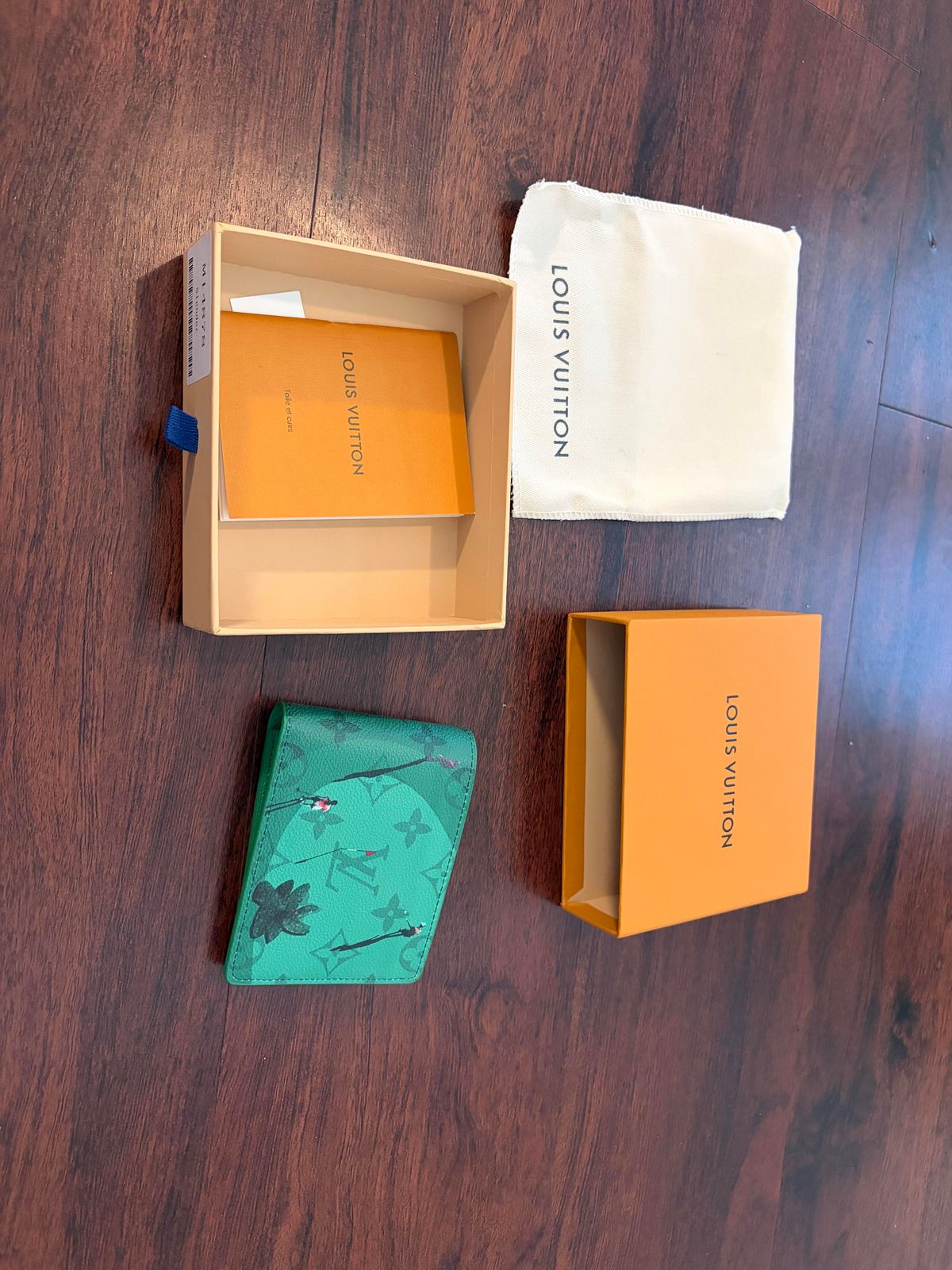 10kg Mulebuy Haul Review Reddit | Off-White ERD Hits & Duds — photo 2 of 8